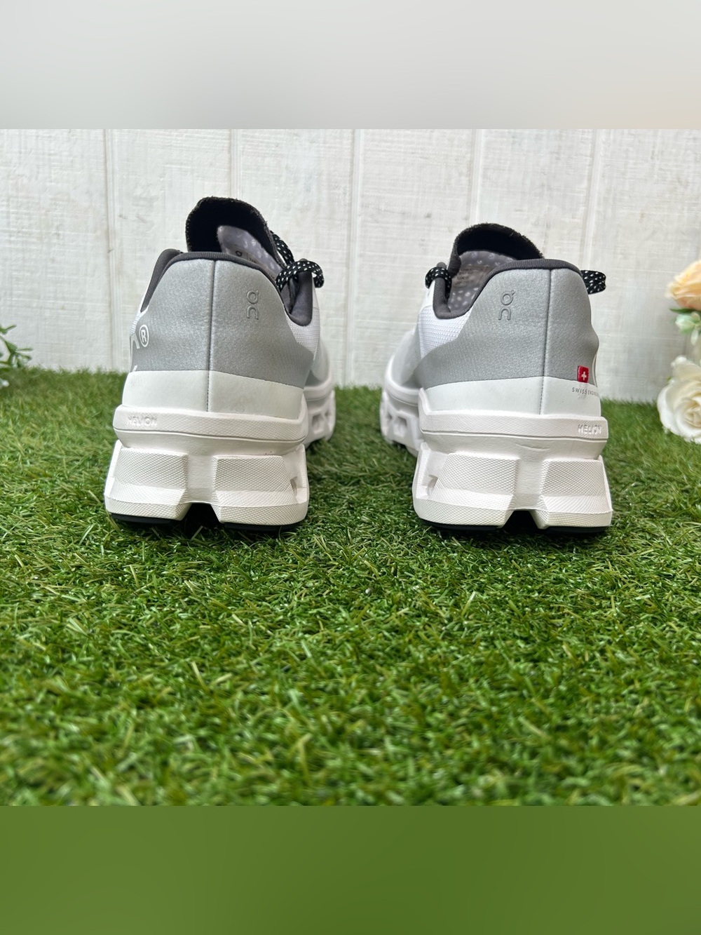 ON Cloud-monster all white womens size 10.5 pre owned and authentic - Picture 9 of 16